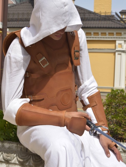 LEATHER ASSASSIN ARMOR: VEST AND BRACERS  Armatura fantastica